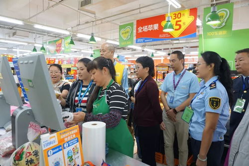 中秋国庆 双节 将至,个旧市开展食品安全大检查,全力保障市民舌尖上的安全 大月饼